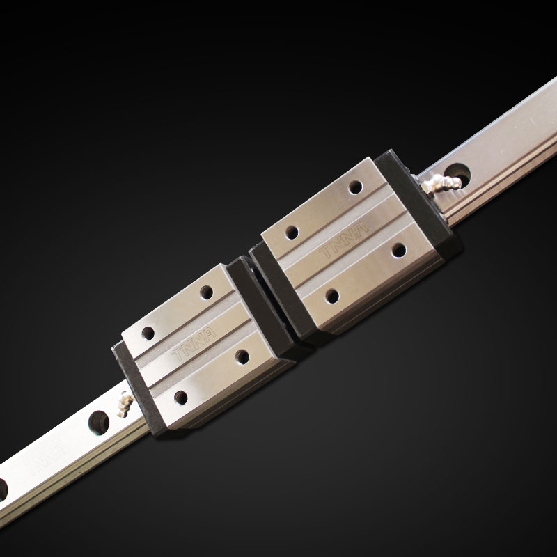 TNNA-HC15NA、20、20、25、25、30、30、35、35、45、45四方螺孔型